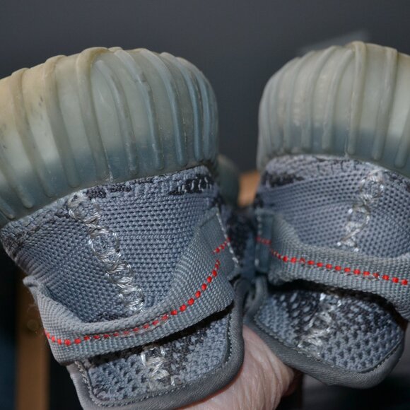 Adidas Yeezy Boost 350 v2 Beluga Gray Size 8.5 main image 7